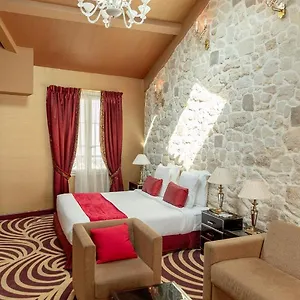 Du Beaumont Hotel