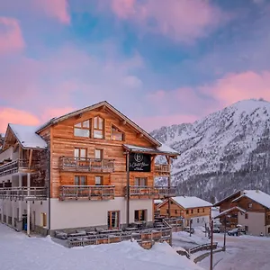 https://hotel-le-chalet-blanc.fr-provencehotel.com