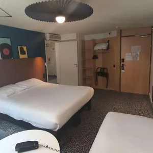 Ibis Brancion Parc Des Expositions 15eme Hotel